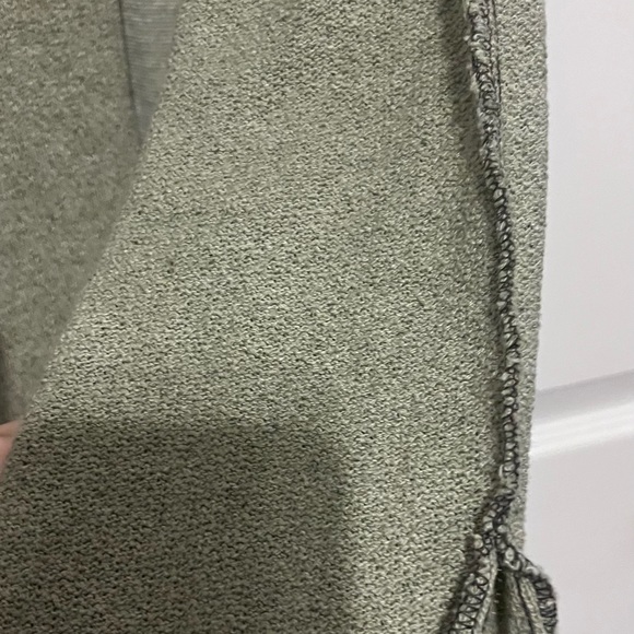 Krakerz light green sweater in medium - Picture 4 of 6